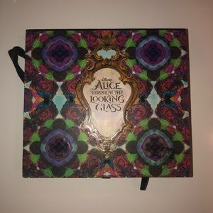 Urban Decay Alice Through the Looking Glass